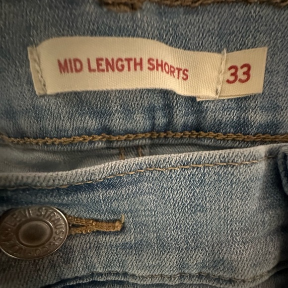 Levi’s Mid Length Denim Blue Women's Shorts size 33 - Picture 6 of 9
